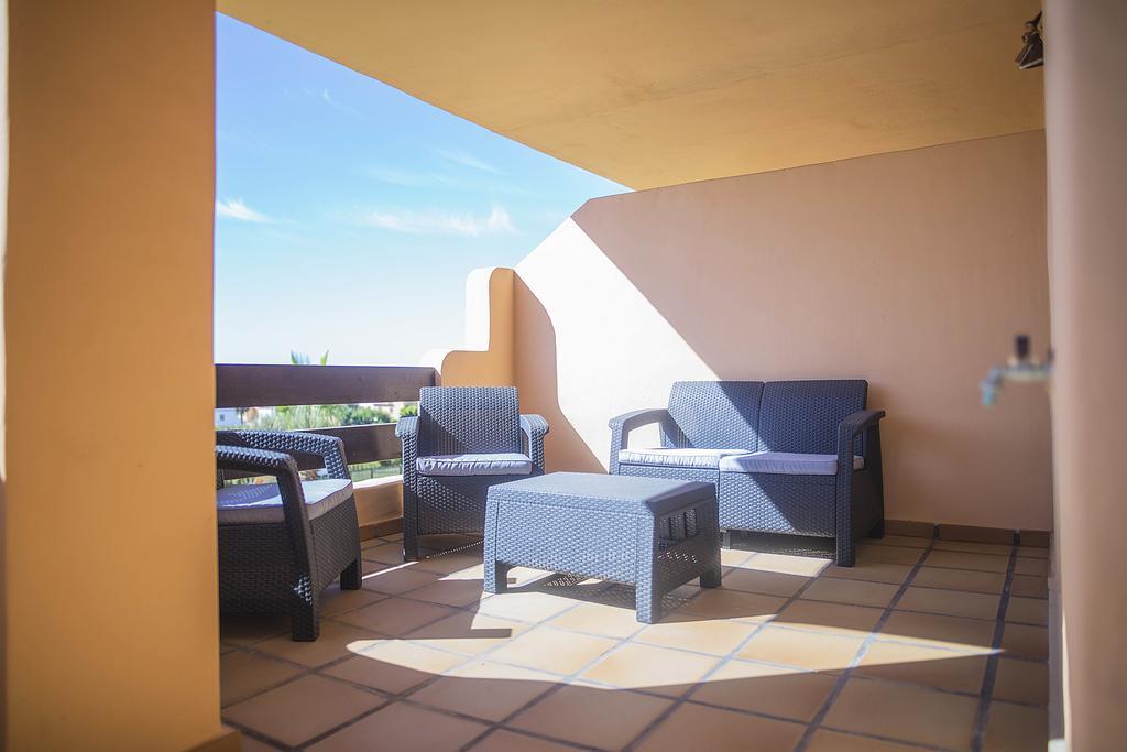 Casares Beach San Luis de Sabinillas Luaran gambar